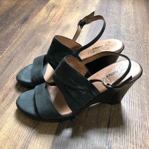Umberto Raffini black metallic heels, size 40.